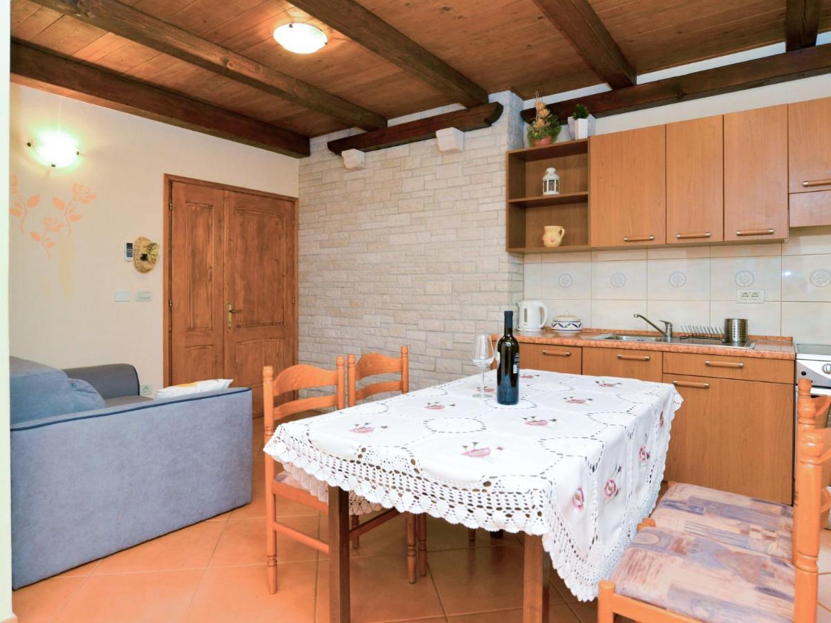 Apartment Ivan & Tina - Roj455 By Interhome Канфанар Екстериор снимка